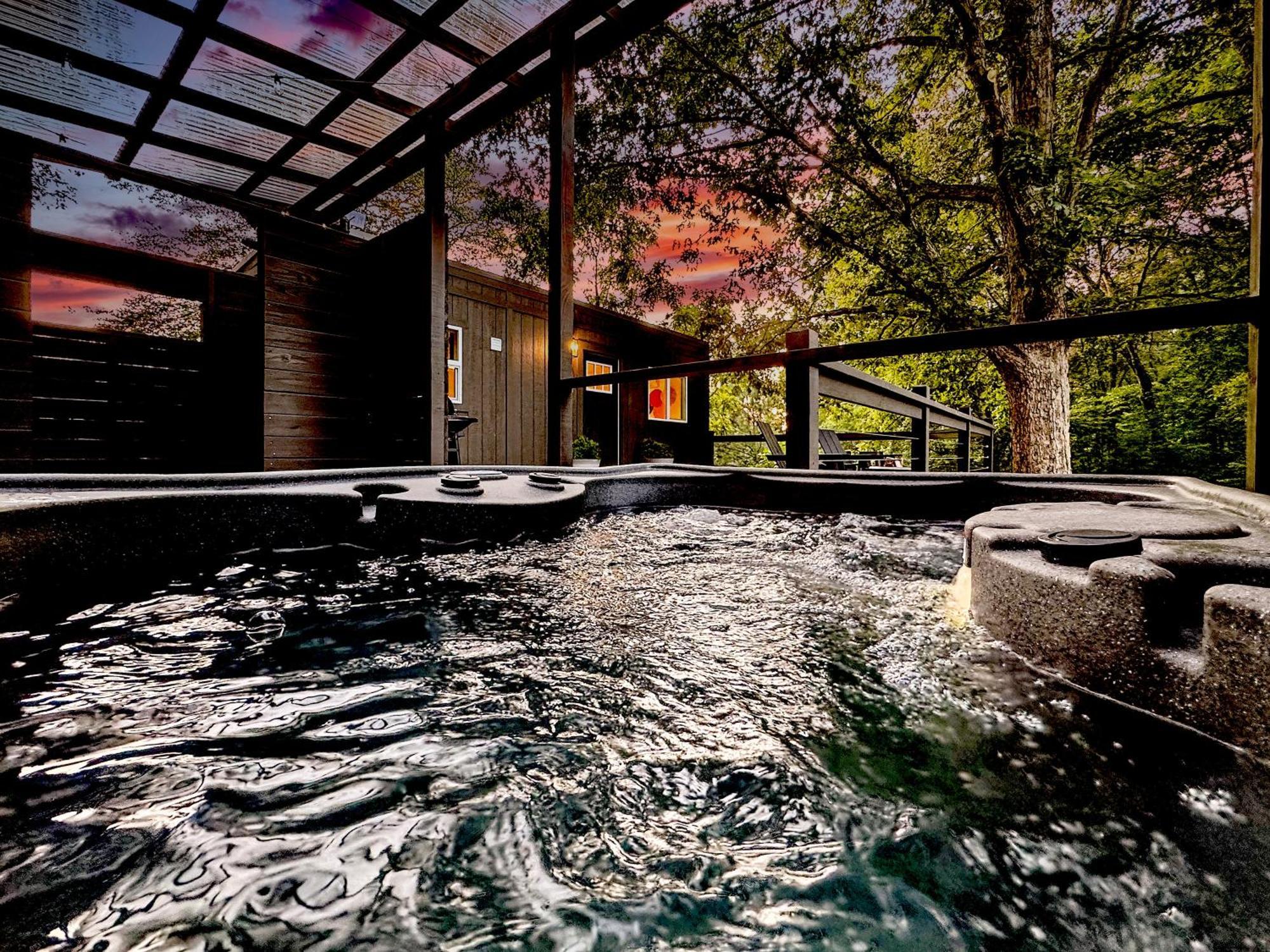 Couples Retreat: King Bed:Hot Tub:Firepit & More Блу-Ридж Екстер'єр фото